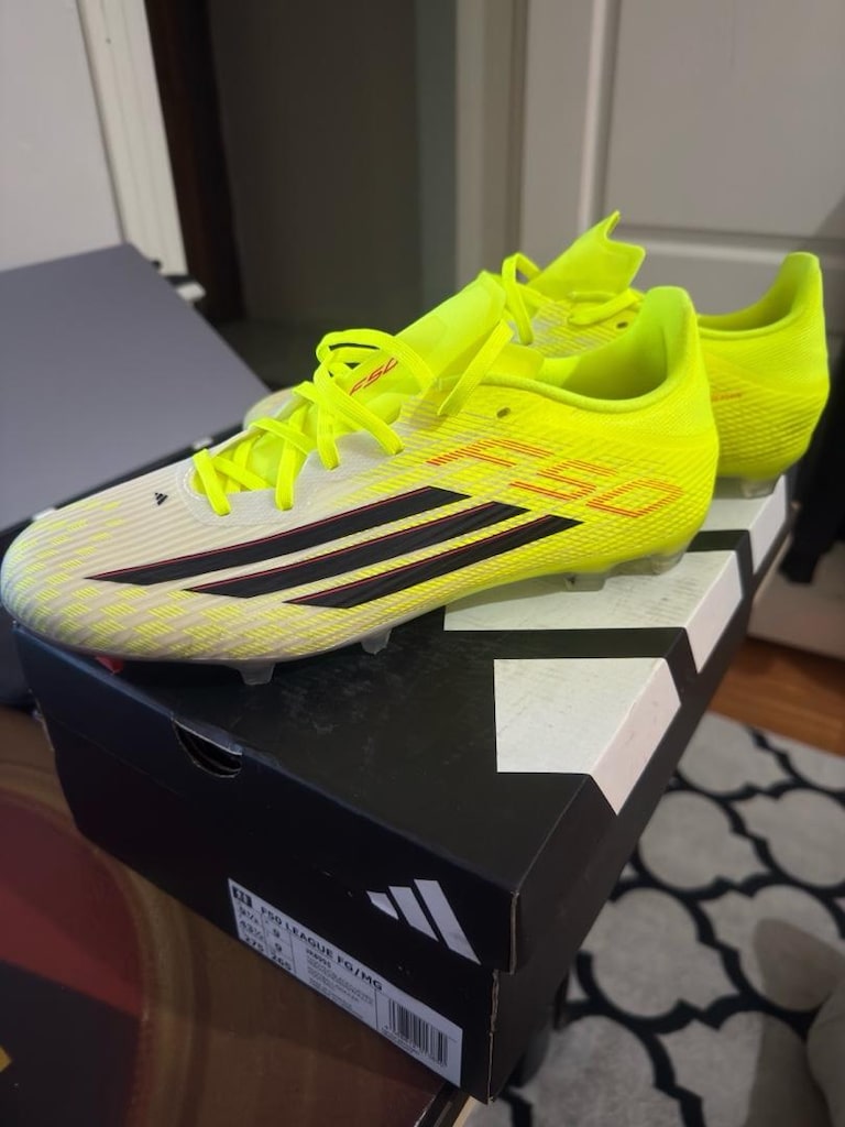 Sahibinden Yeni Seri Adidas F50 krampon - 2