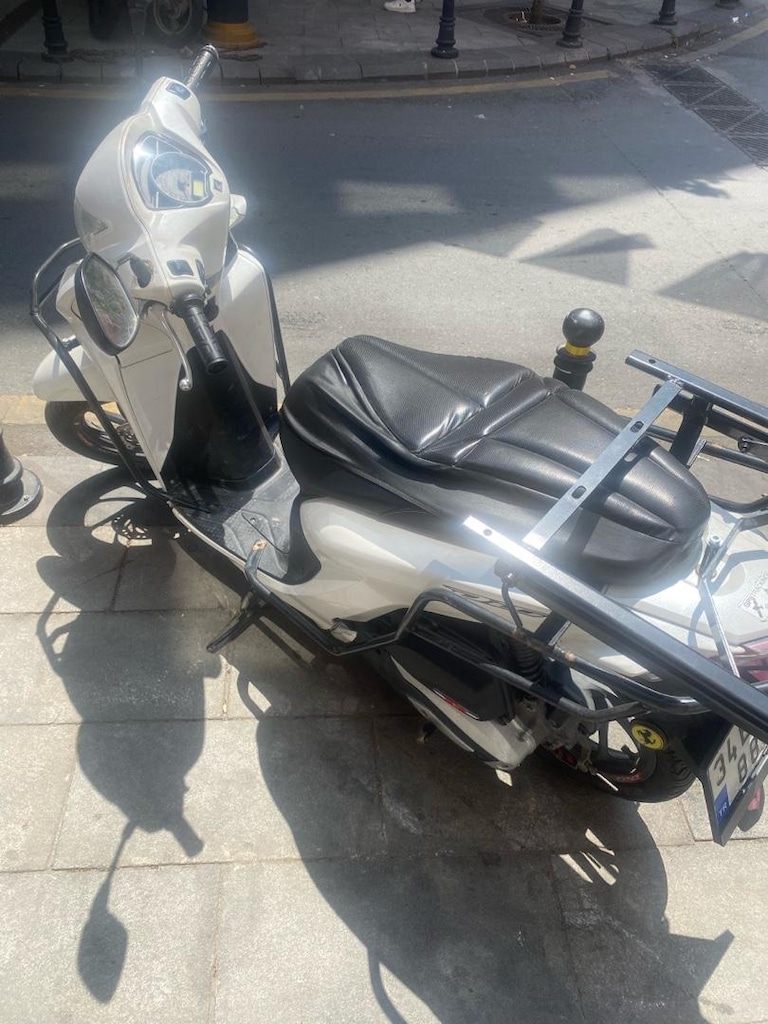 Honda dio acil satılık 21 model 57 km - 2