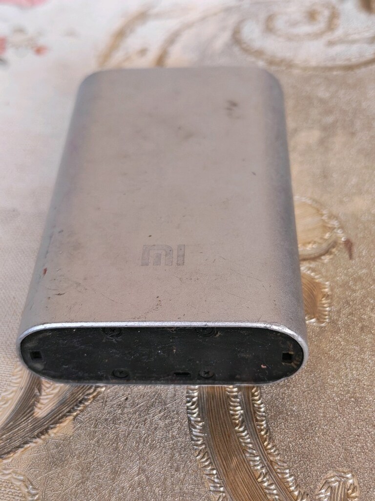 power bank bir adet 20 bin bir adet 5 bin diğerleri 10binlik çalışıyor - 4
