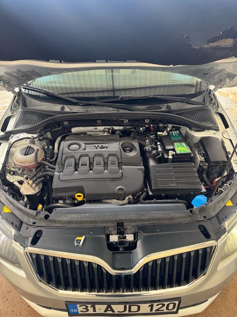 SKODA OCTAVİA CAM TAVANLI - 10