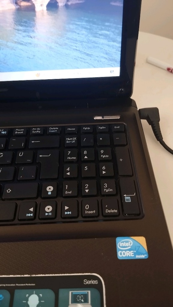 Asus k52jt i7 ssdli laptop 6300m 1gb ekran kartı - 4