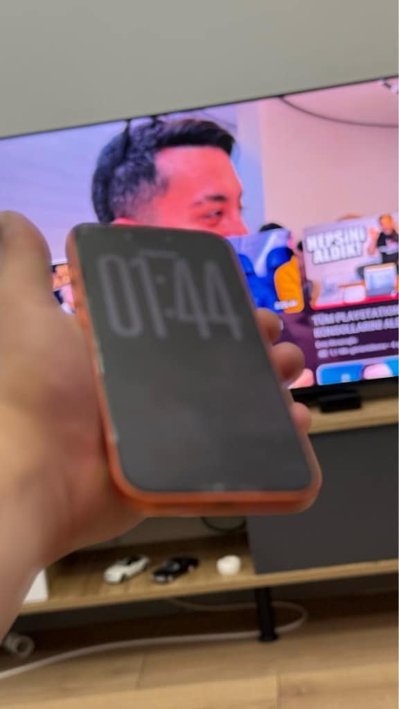 TR IPHONE 17 PRO MAX 256GB KOZMİK TURUNCU - 2