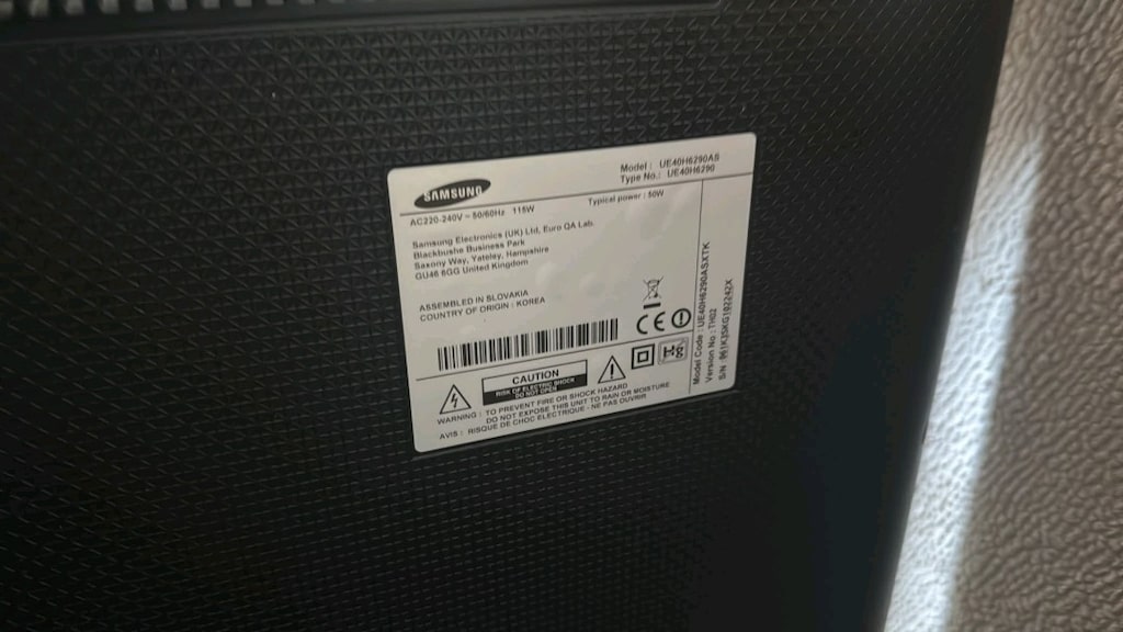 Samsung 40 İnç (102 Ekran) Full HD Smart 3D LED TV - Temiz ve Sorunsuz - 3