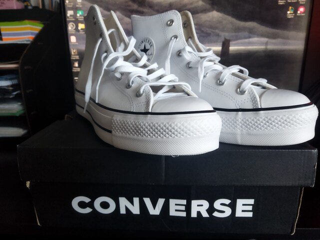 Converse Chuck Taylor All Star Lift UNISEX Beyaz Deri Platform Sneaker