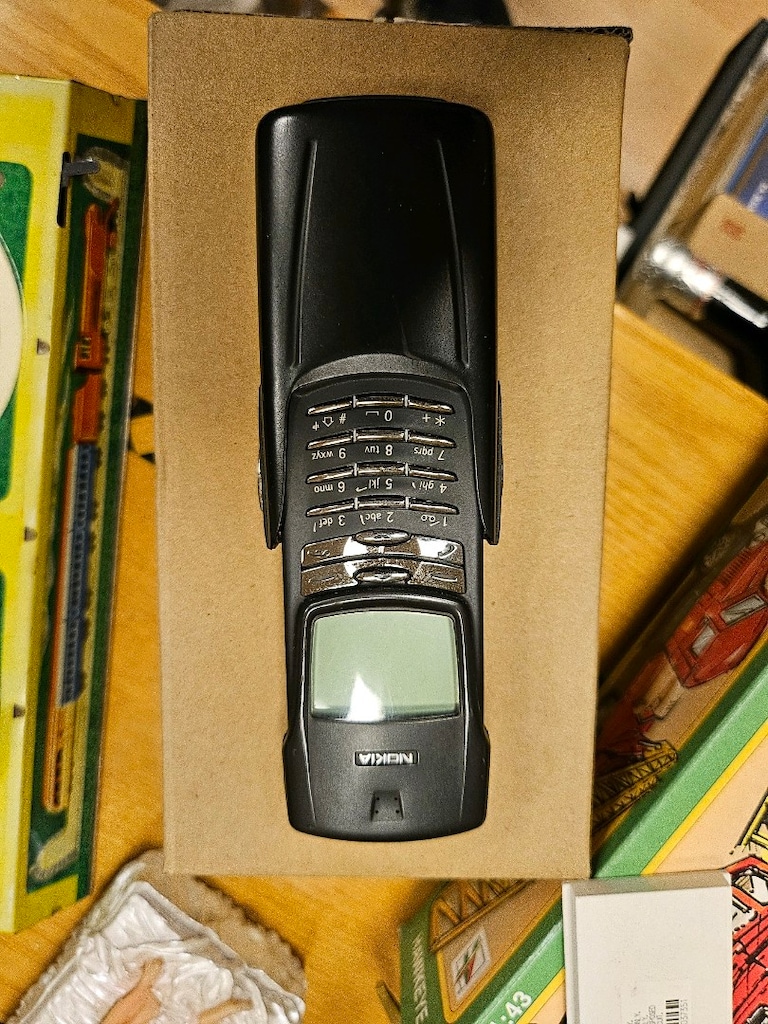 ANTİKA CEP TELEFONU KOLEKSİYONU - 5