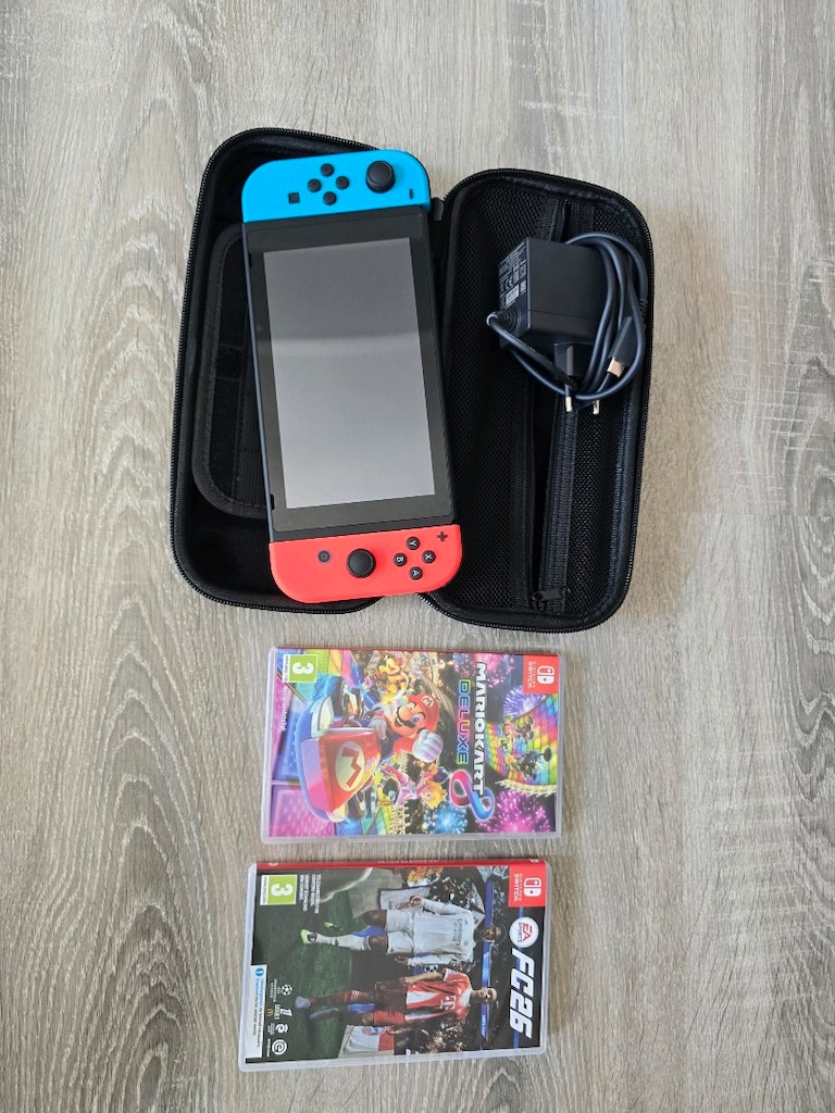 Nintendo Switch V2 - 4