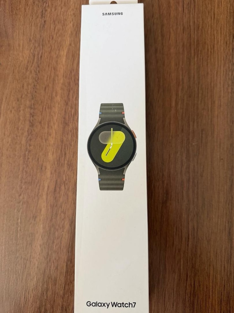 Sıfır Ayarında-Samsung Galaxy Watch 7 44mm + Çelik Kordon Hediye 44mm