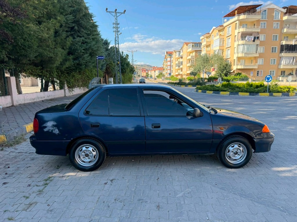Suzuki Swift - 4