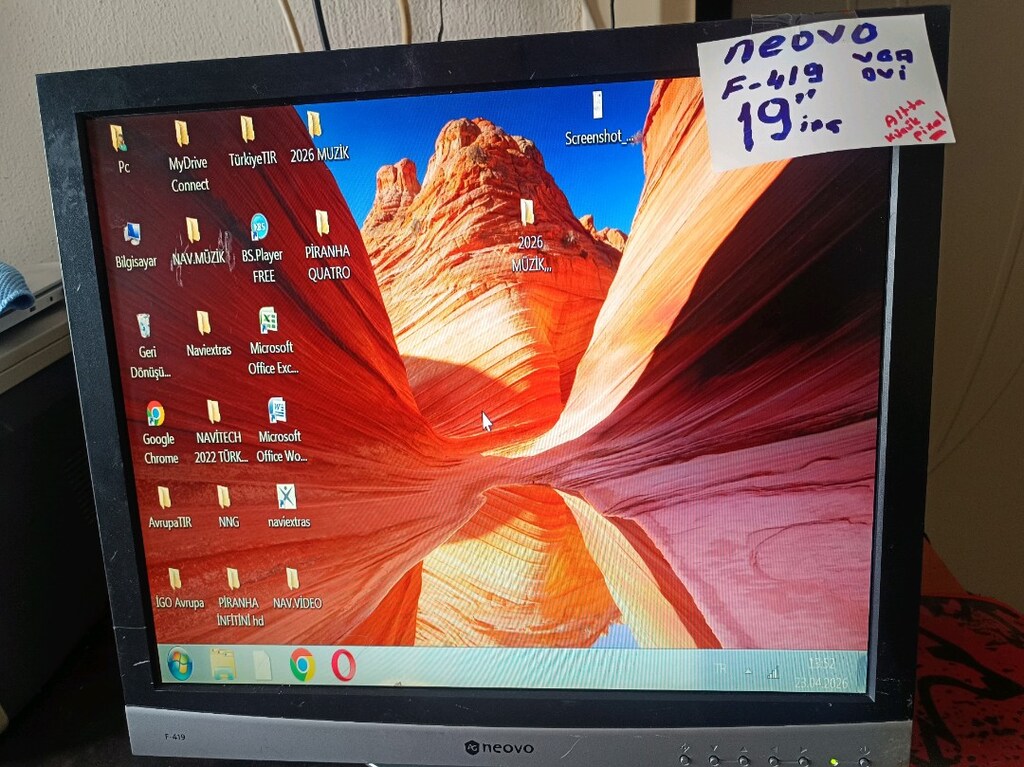 Neovo F-419 Monitör 19" VGA Dvi .pixel - 4
