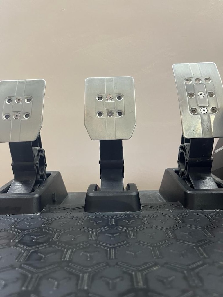 ThrustMaster Direksiyon seti - 6