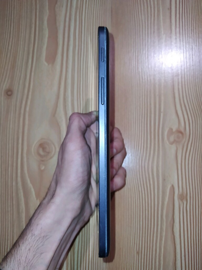 Samsung Galaxy Tab 3 Tablet - 6