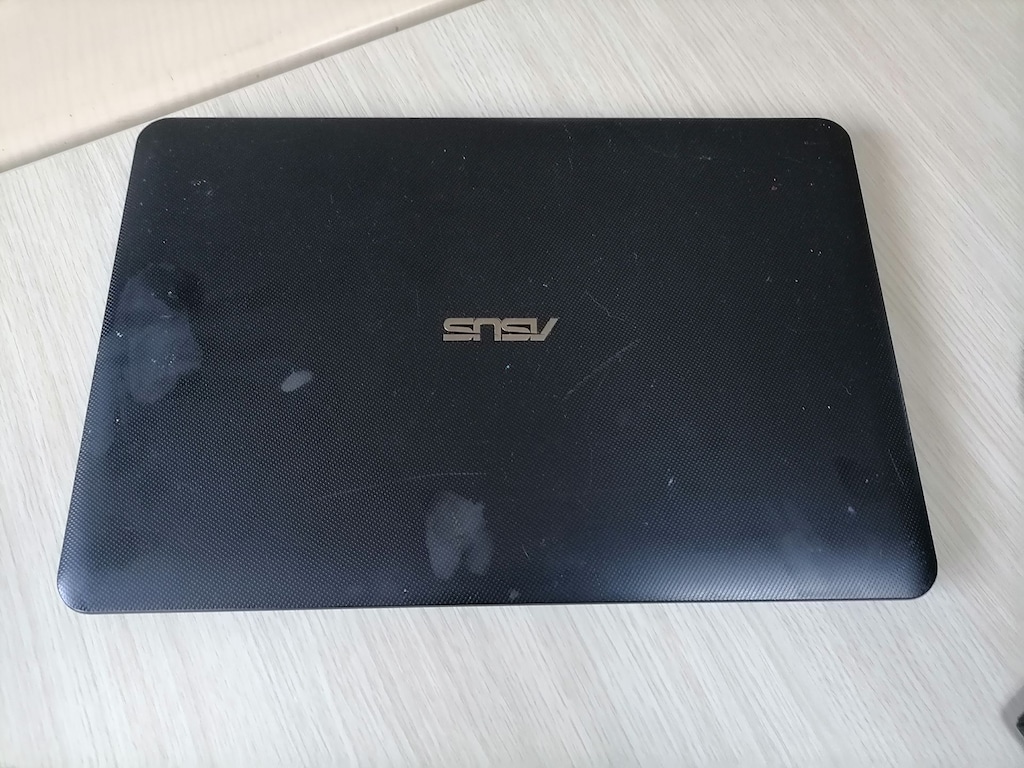 Asus X555Y Parça olarak satılık - 2