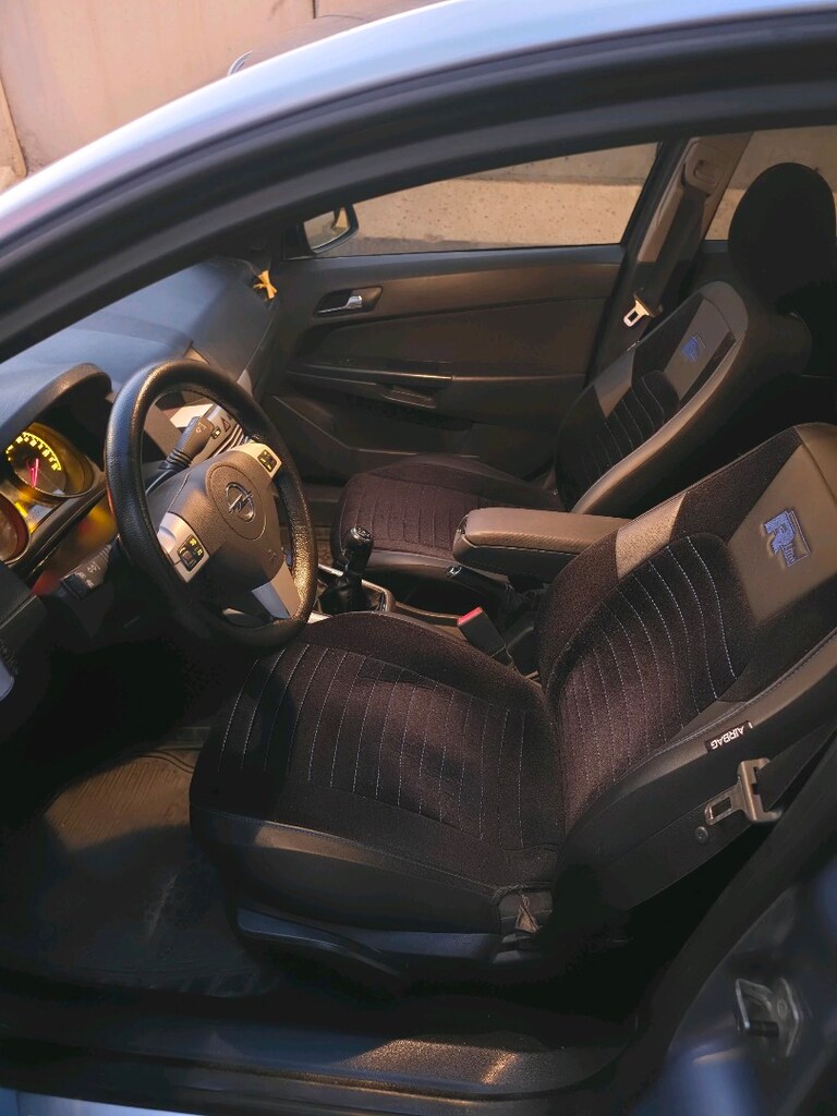 OPEL ASTRA H 2011 - 11