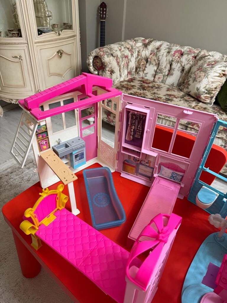 2 adet barbi evi ve 8 adet barbi set - 2
