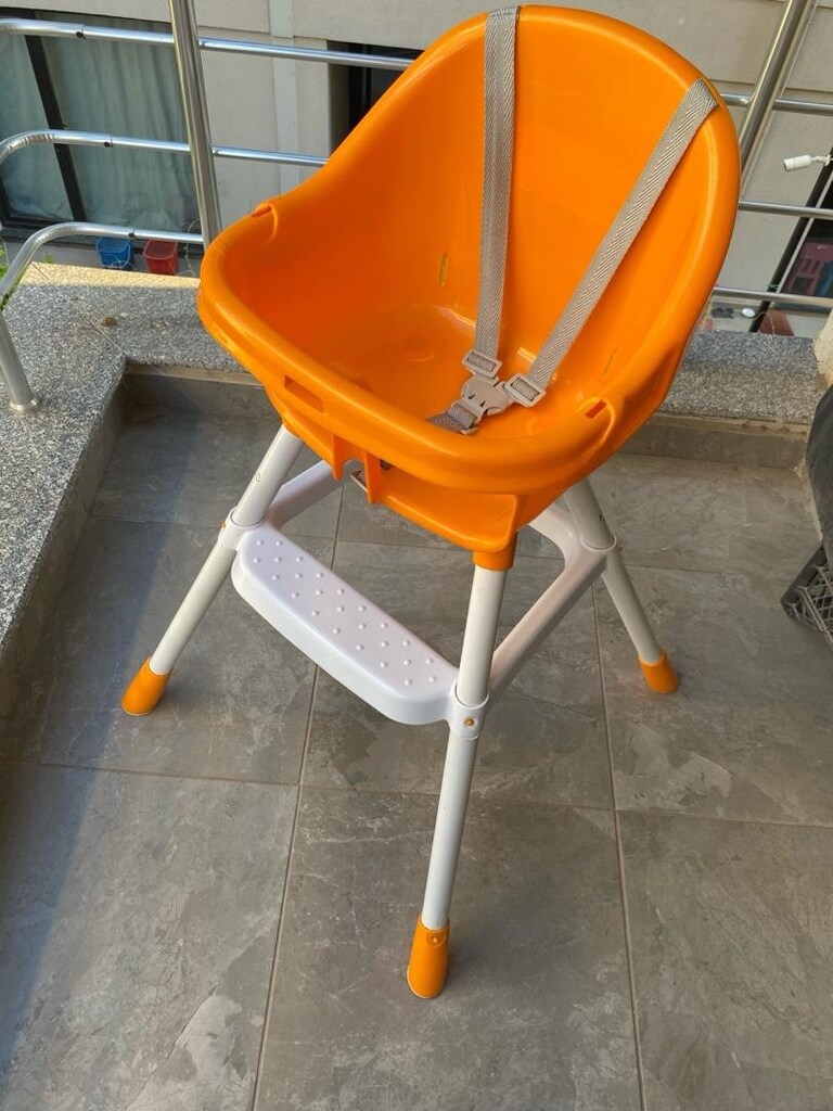 FİSHER-PRİCE MAMA SANDALYESİ