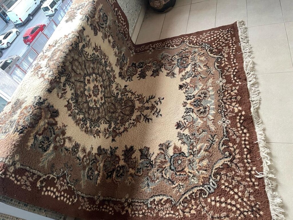 6 m² Isparta El Dokuma %100 Yün Salon Halısı – Temiz ve Orijinal - 3