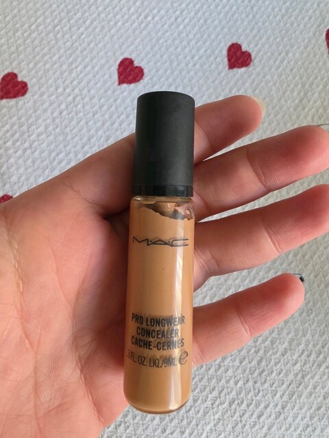 mac concealer