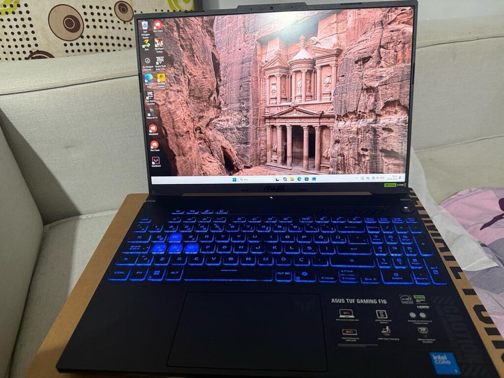 satılk asus tuf gamşnik f16 - 4