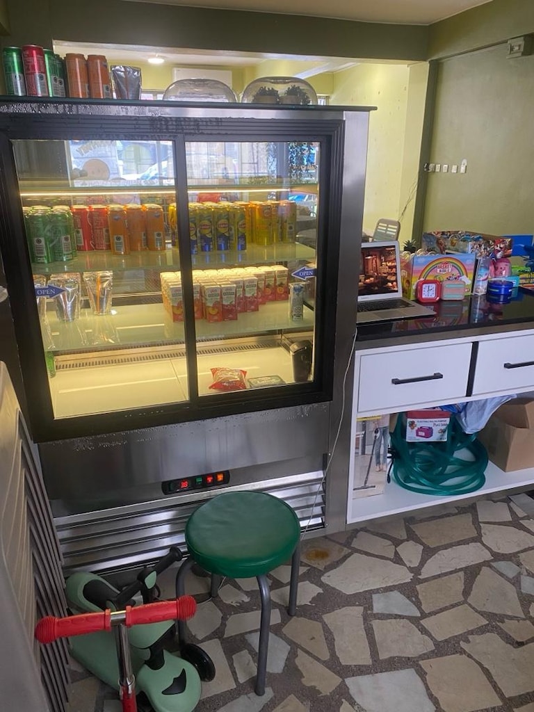 ACİL SATILIK – Kafe Tezgahı + Soğutmalı İçecek Tatlı Dolabı - 3