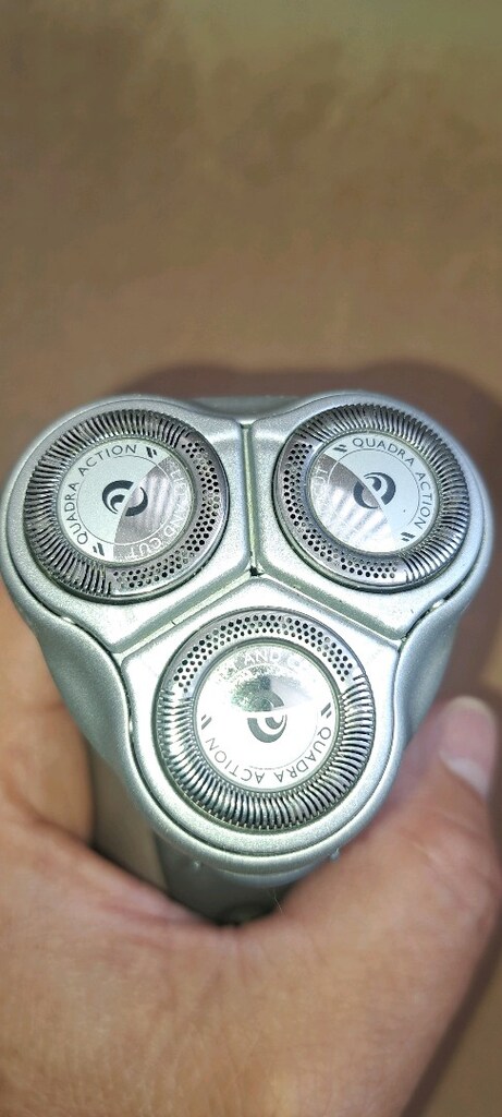 PHILIPS traş makinesi - 4