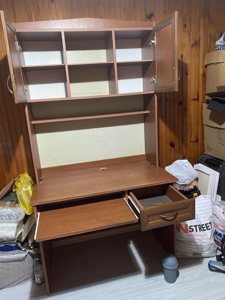 Çalışma Masası Kitaplık - 2