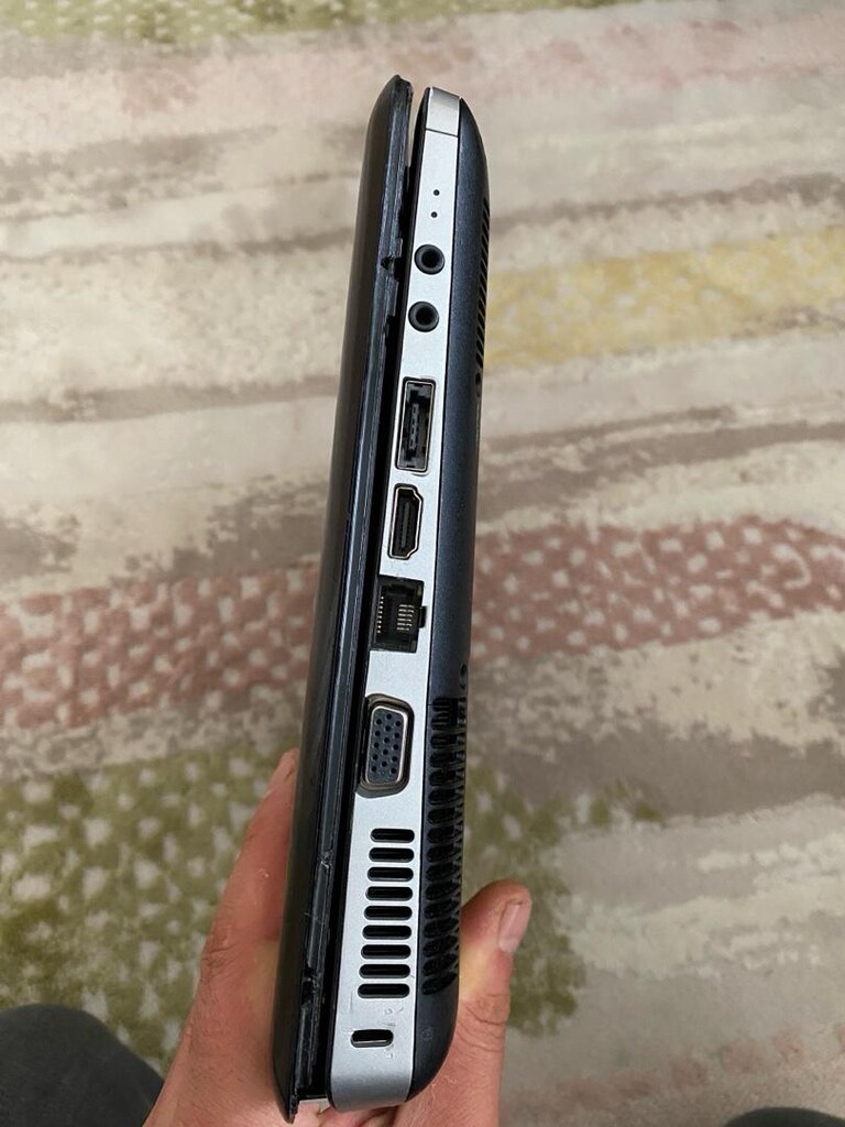 hp leptop i3 - 4