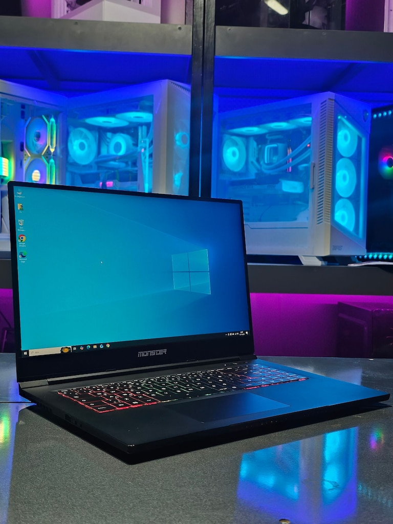 Monster - I5 13500H - RTX 4050 6GB - 32GB RAM - 1TB M.2 SSD - 2