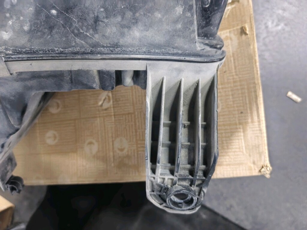 EGEA SAĞ SOL FAR - 8