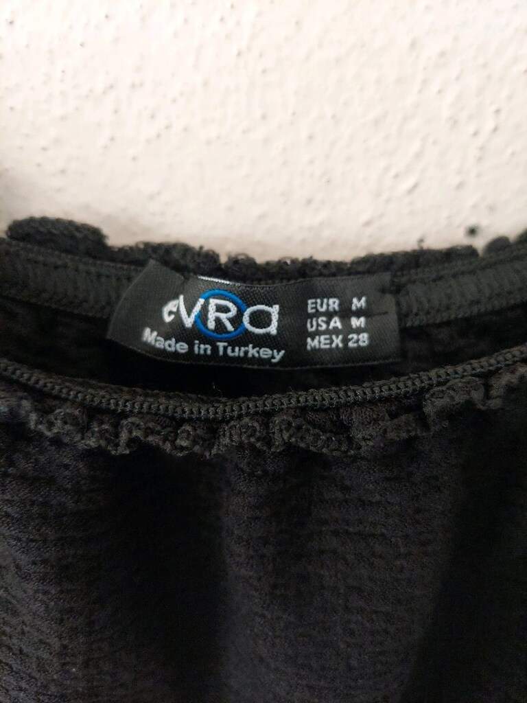 EVRA siyah bürümcük fırfırlı Crop bluz - 5