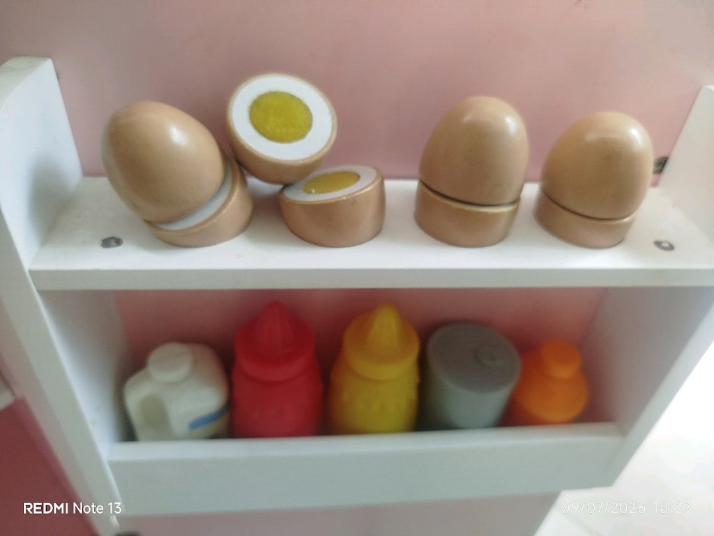 İmaginarium Ahşap Mutfak+Ikea oyuncak dolabı+ masa + yazı tahtası - 15