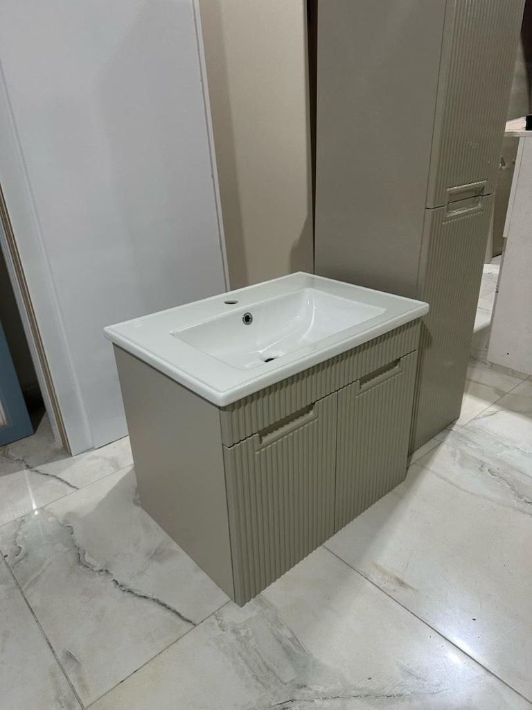 65 cm banyo dolabı (imalattan) - 5