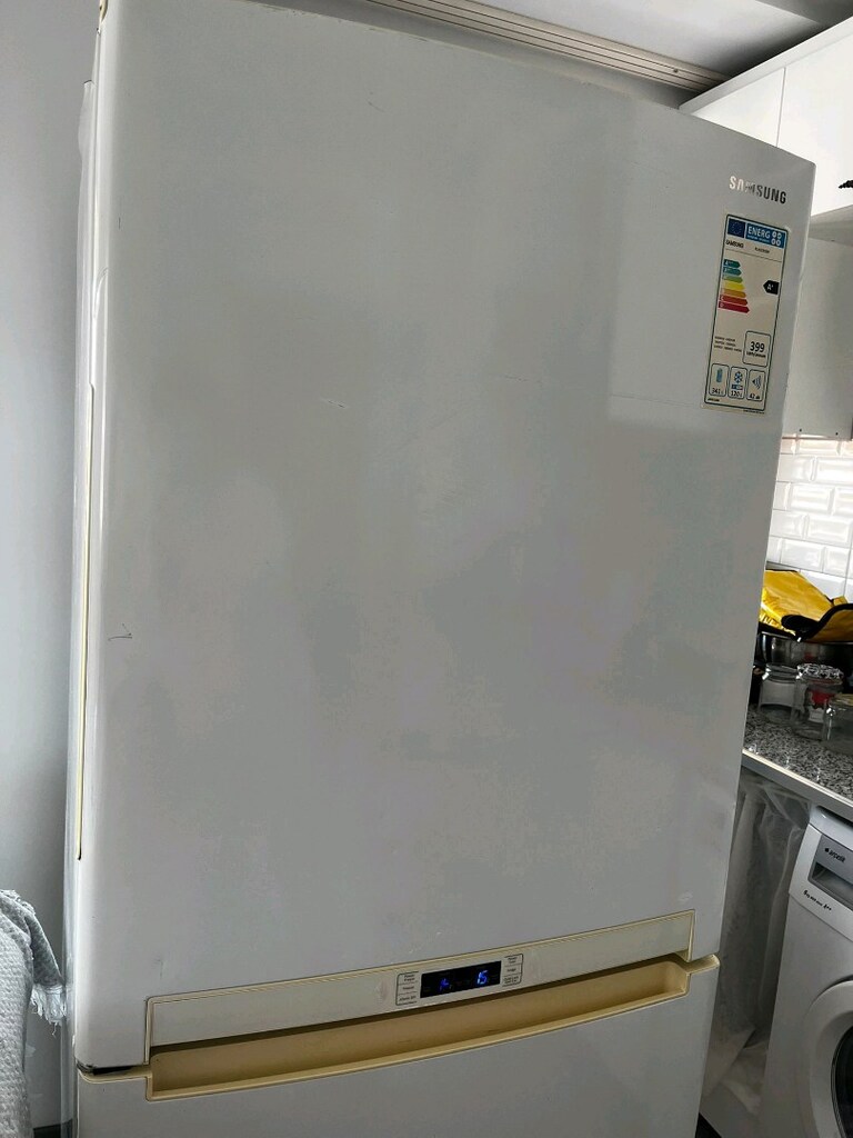 BOSCH BUZDOLABI TEMİZ - 2