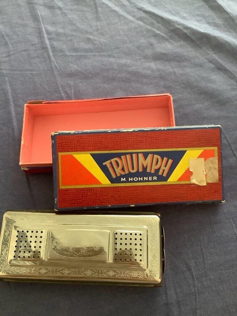 Vintage TRIUMPH M. Hohner Çift Taraflı Mızıka Kutusunda - Alman Malı