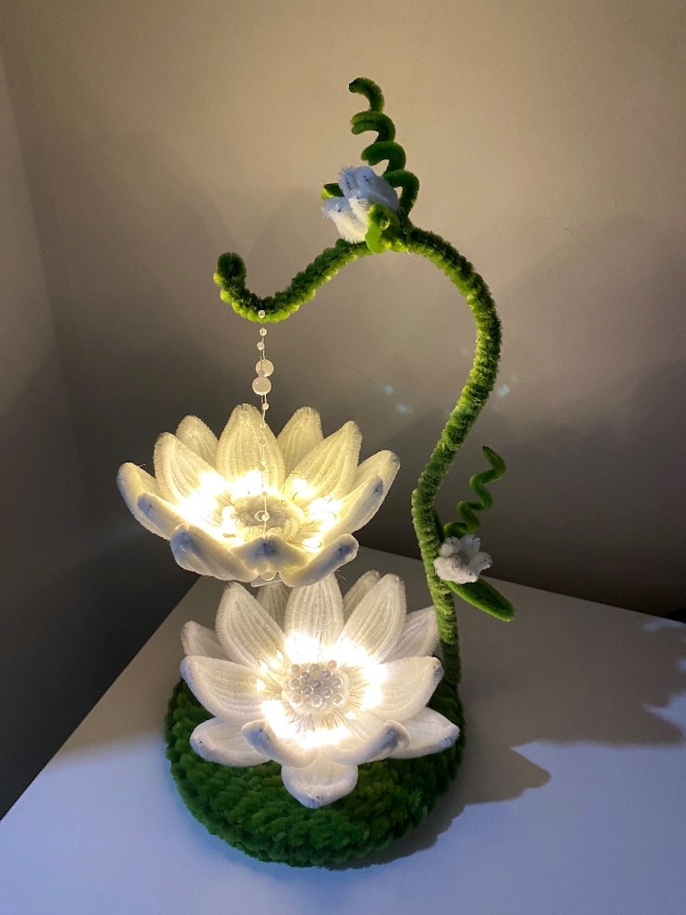 Beyaz Lotus çiçeği masa lambası - 2