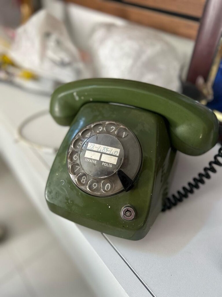 Vintage Antika Telefon Çevirmeli - 2
