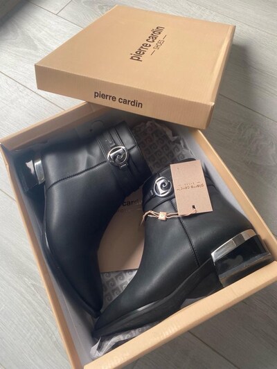 Pierre Cardin bot