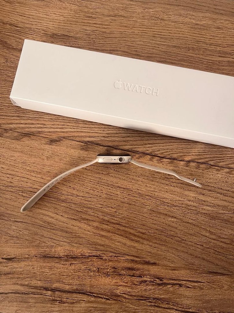 Apple Watch 8 serisi 45 mm - 3