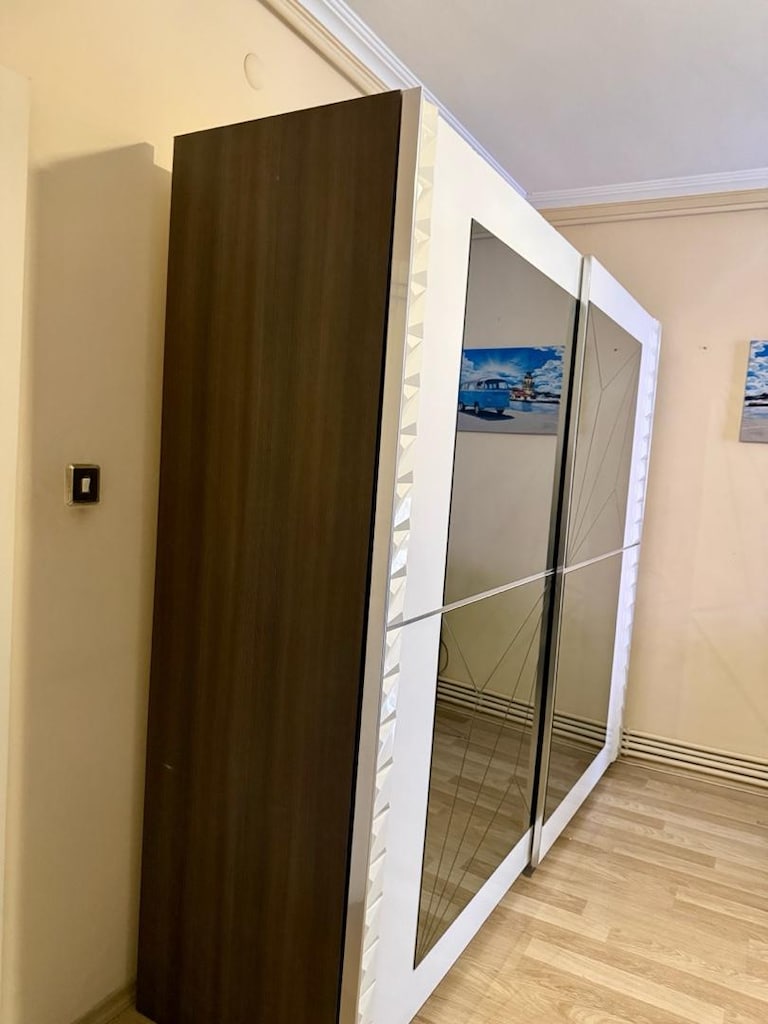 dolap sürgülü aynalı 2 kapılı, Çok Temiz. (pazarlık payı vardır) - 2