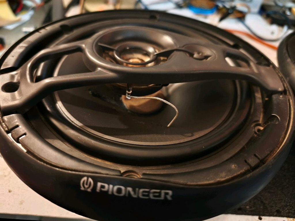 Pioneer 2080 - 4