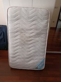 çocuk yatağı sağlam yırtık yok boy 125 en 80 - 2