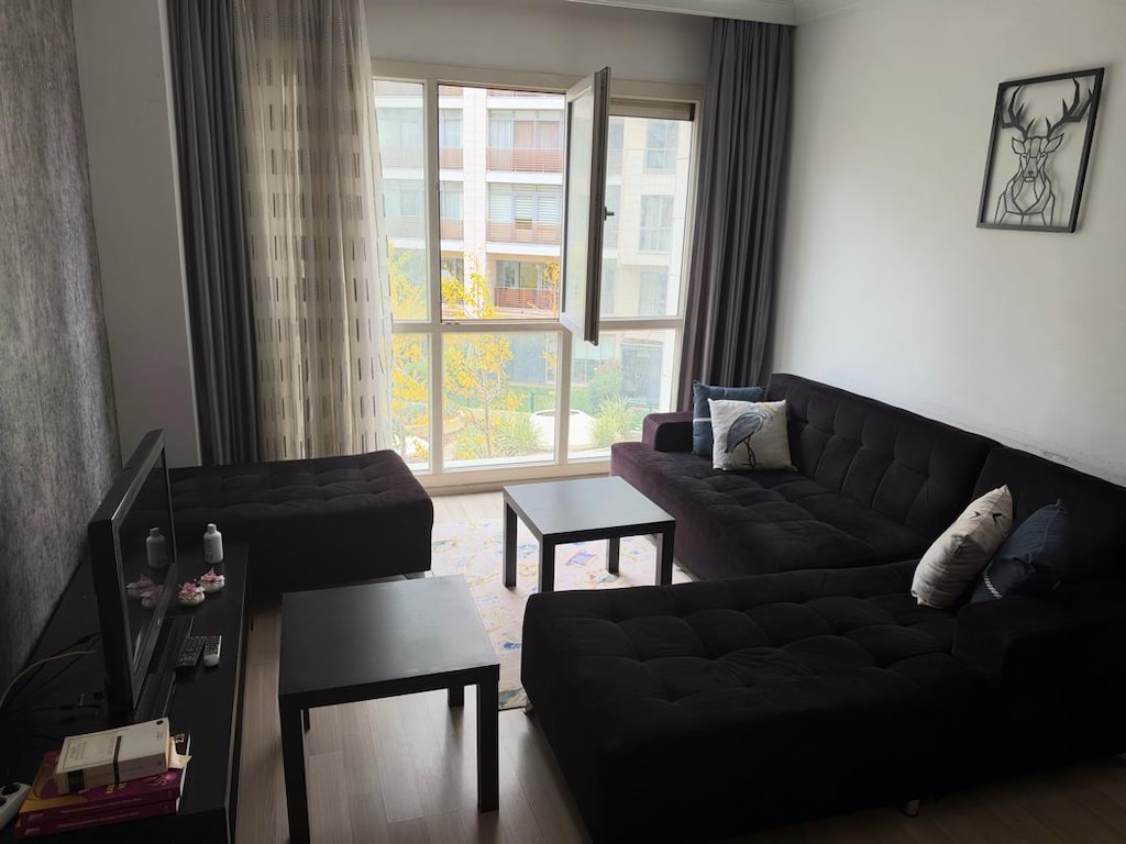 Puflu Köşe Koltuk Takımı + TV Ünitesi + 2 Sehpa – Komple Salon - 5