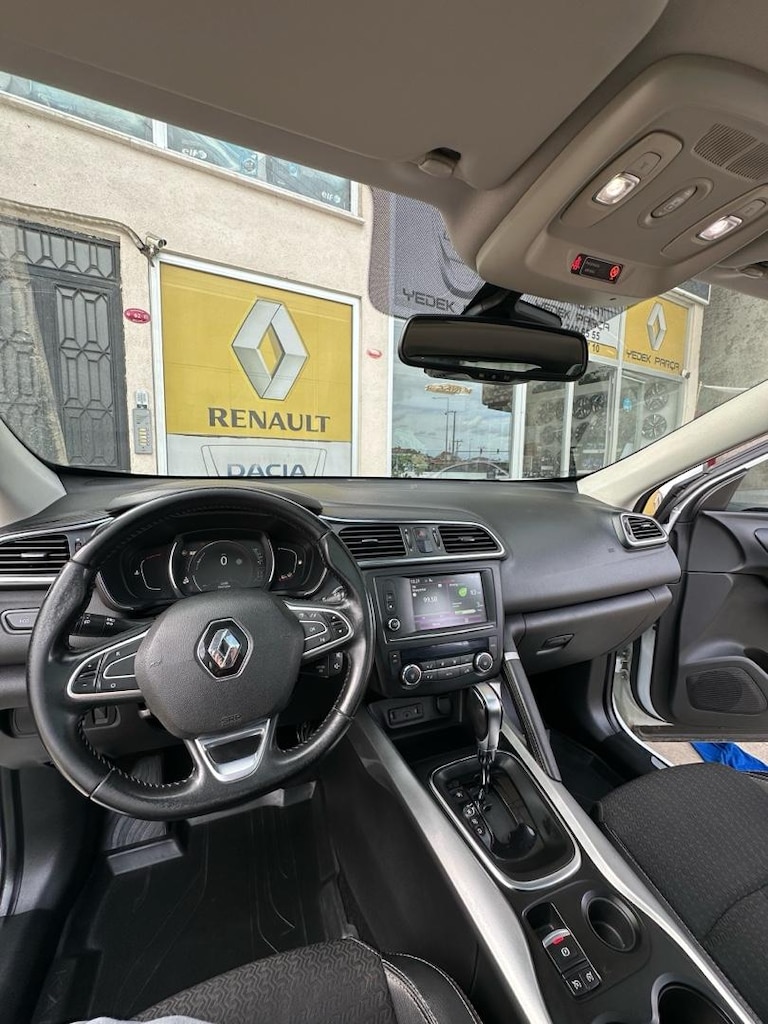 FULL YETKILI SERVIS BAKIMLI CAM TAVANLI RENAULT KADJAR - 6