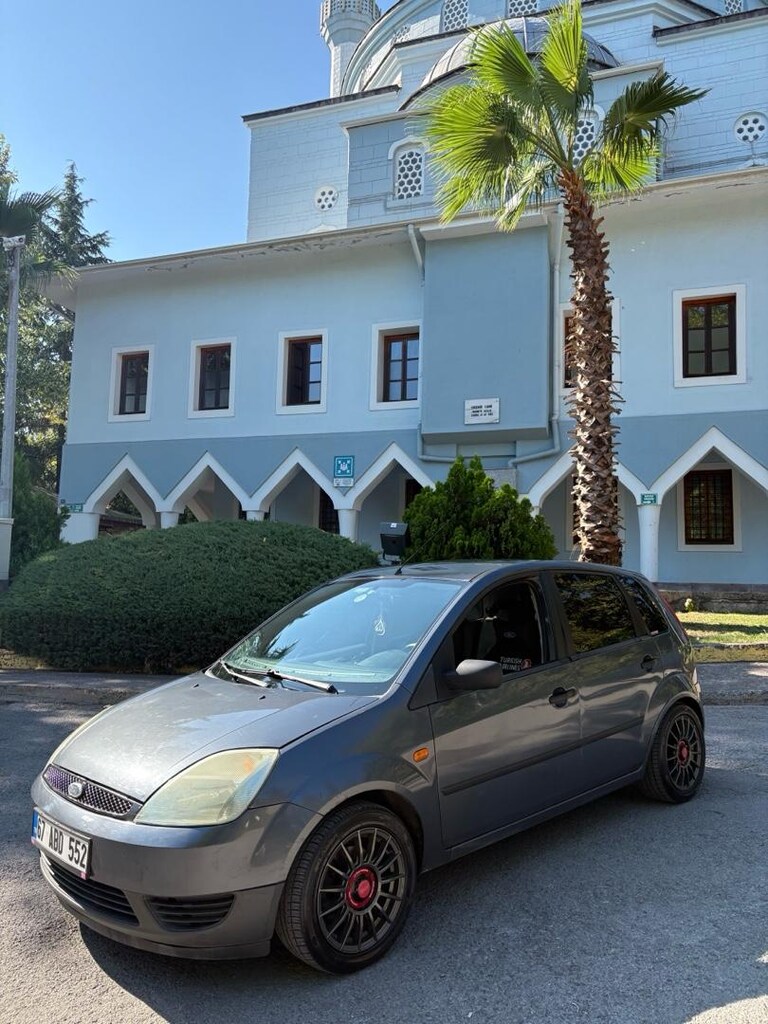SON 3 Gün kaldı ilan kalkmasınaFord Fiesta 2004 1.4 Comfort Benzin&LPG - 5
