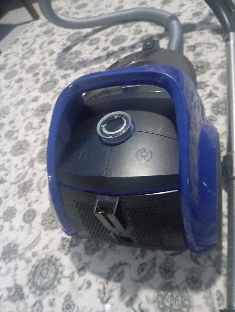 Arçelik toz torbasız elektrik süpürgesi - 3