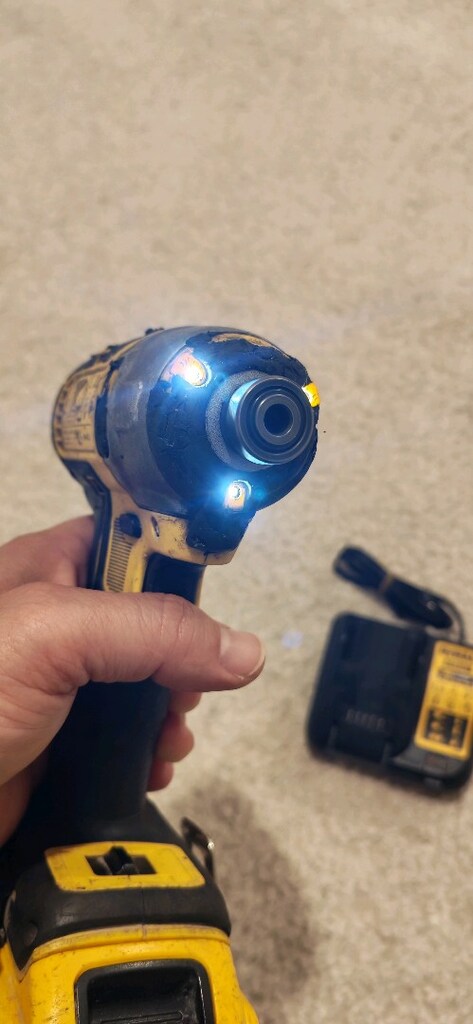 DEWALT TORKLU VİDALAMA - 9