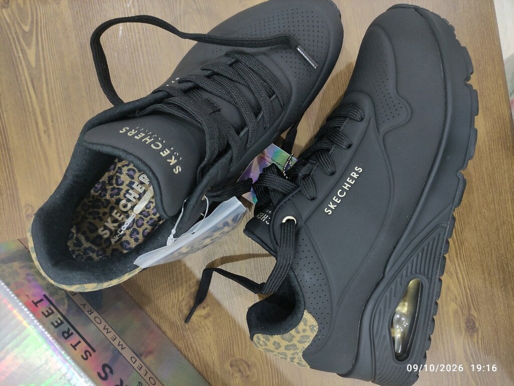 Skechers - 7