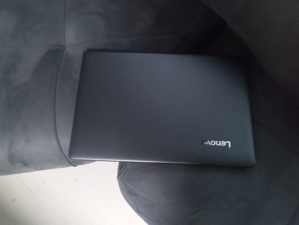 Lenovo Çift Ekran Kartlı I5 işlemci 8Ram 1Tb SSHD 2Gb Nvidia Gt940MX - 2