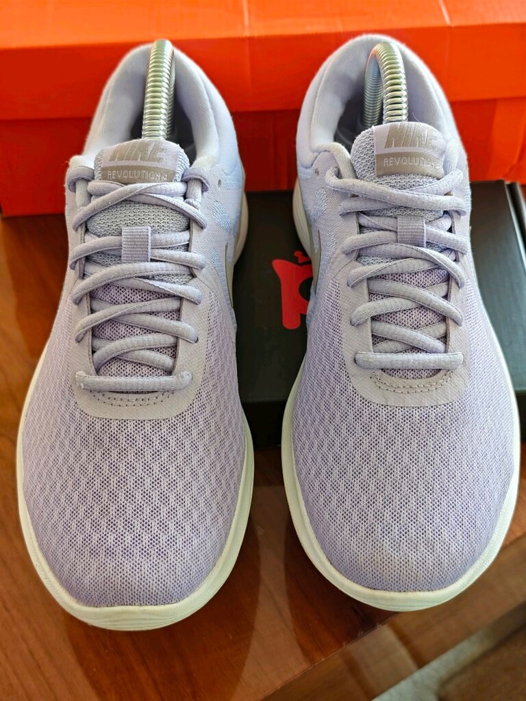 Nike Revolution Orjinal sıfır gibi üründür denemek için giyilmis - 6