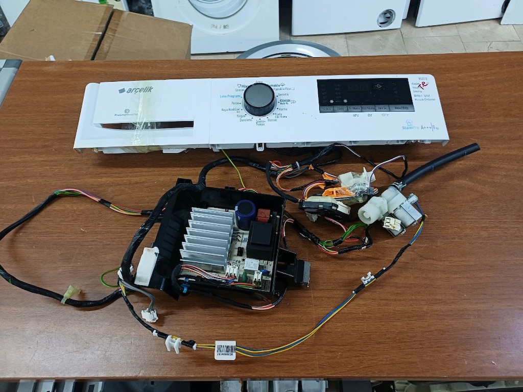 Arçelik 9103 D Çamaşır Makinesi Ana Kart + Ön Panel + Kablo Tesisatı K - 3