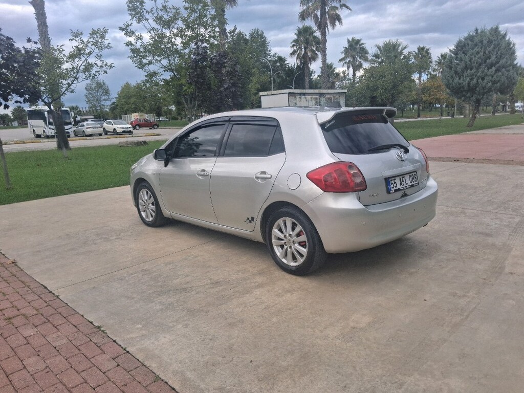 toyota auris elegant - 3